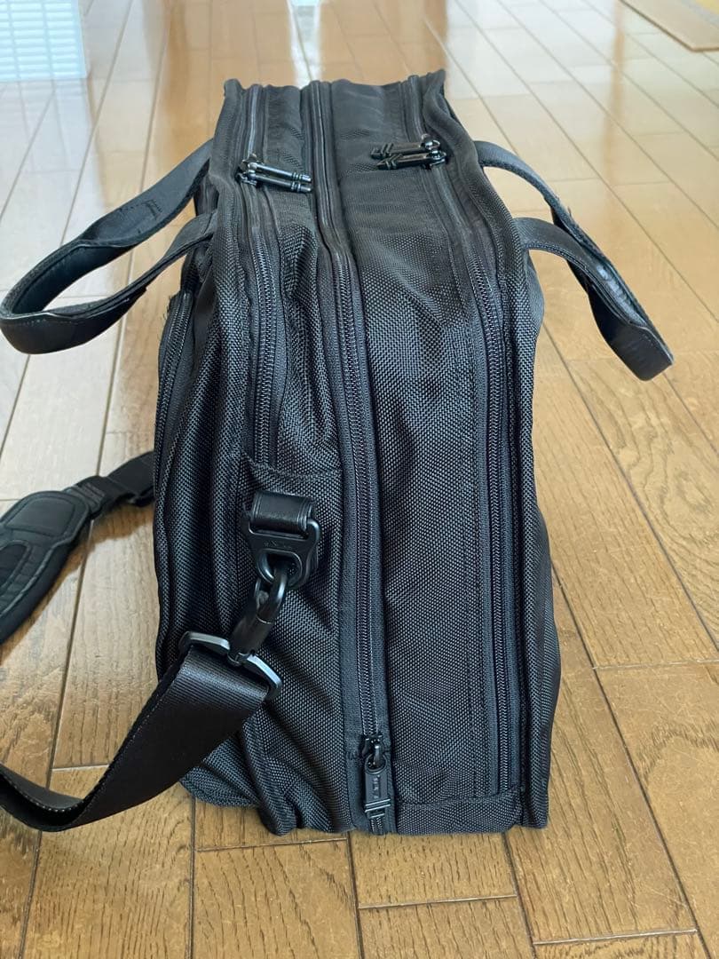 TUMI トゥミ ALPHA 2WAY エクスパンダブル ブリーフケース