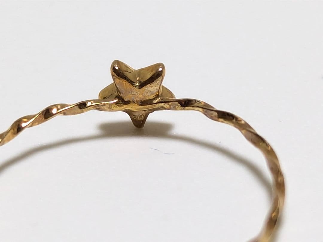 K18 天然ブルーダイヤモンド 星型モチーフ ツイストリング