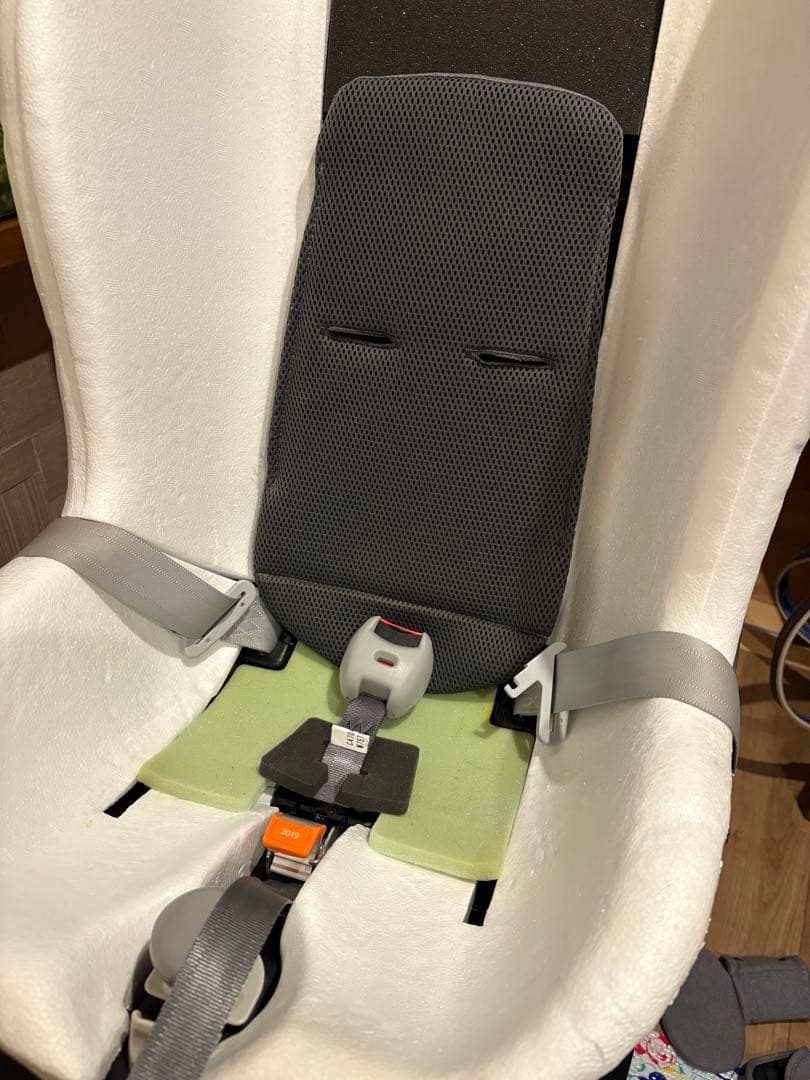 エールべべ　クルットnt2 2019年製