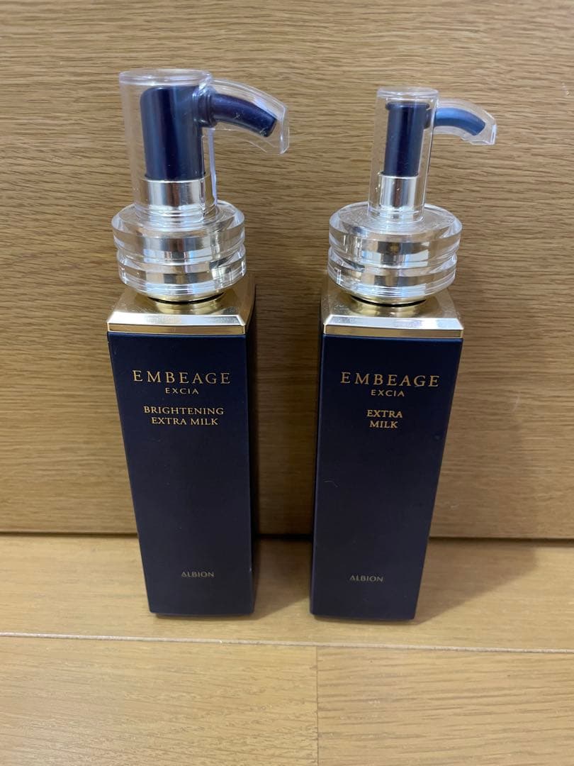 アンベアージュブライトニングエクストラミルク夏用冬用2本セット