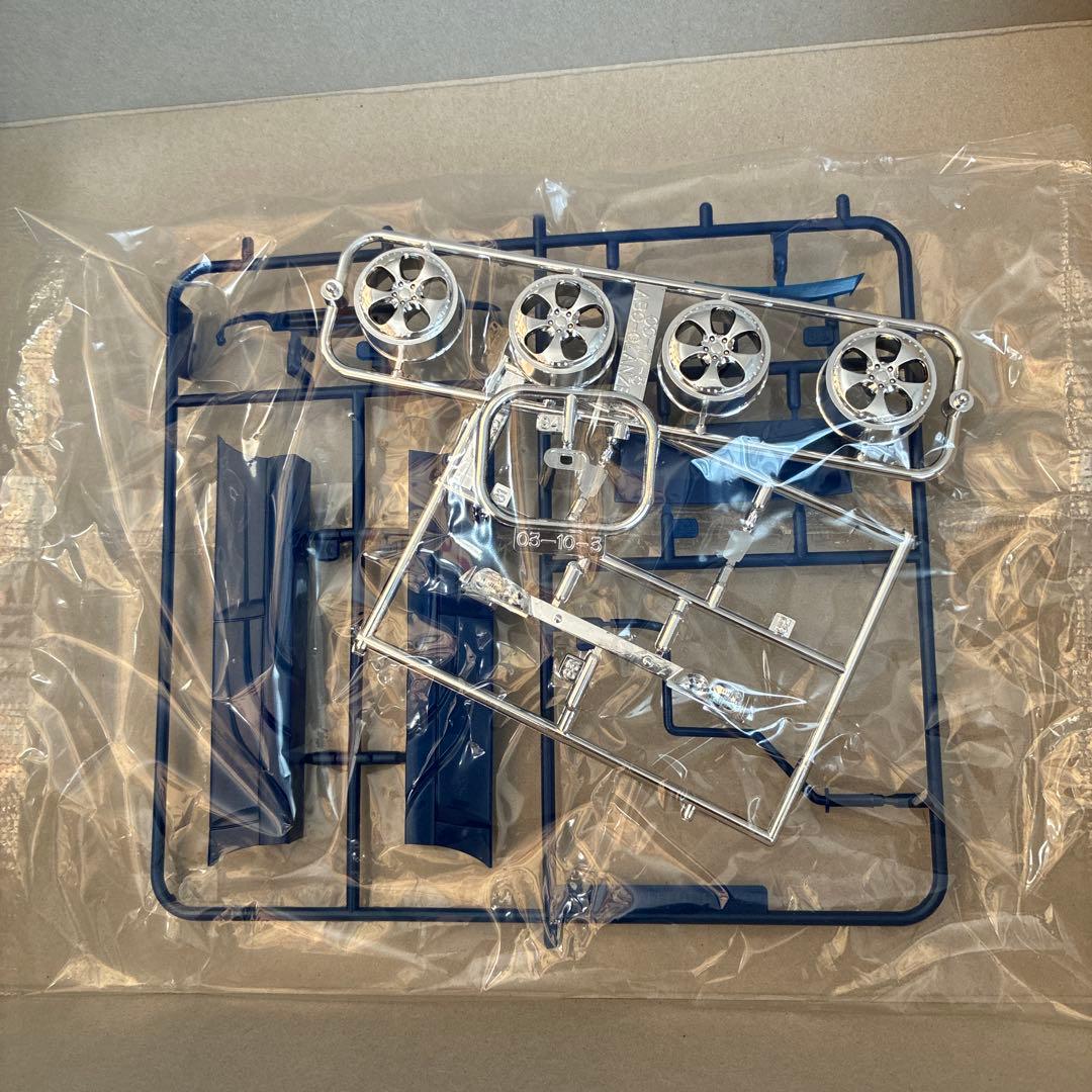 青島ODYSSEY RA6 (2001年式) VIPスタイル 1/24希少品