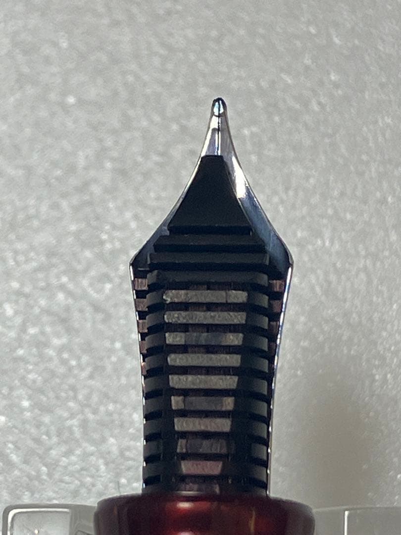 Sailor　プロフェッショナルギアスリム　細美研ぎ　パールレッド