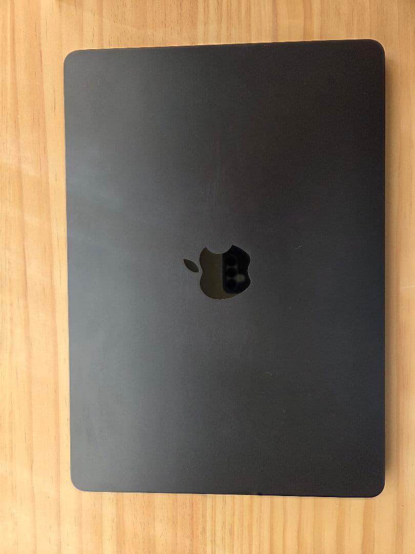 MacBookAir M2 8GB/256GB　ミッドナイト