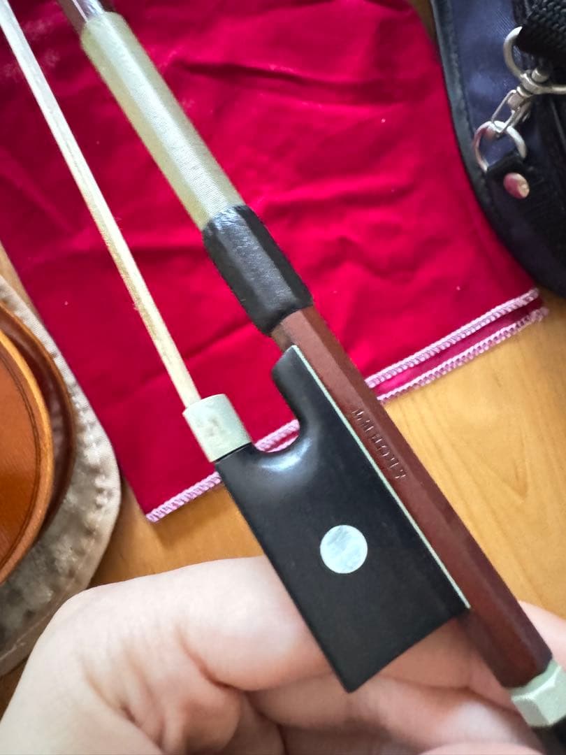 良質バイオリンと教本セット、チューナー付き　1/2