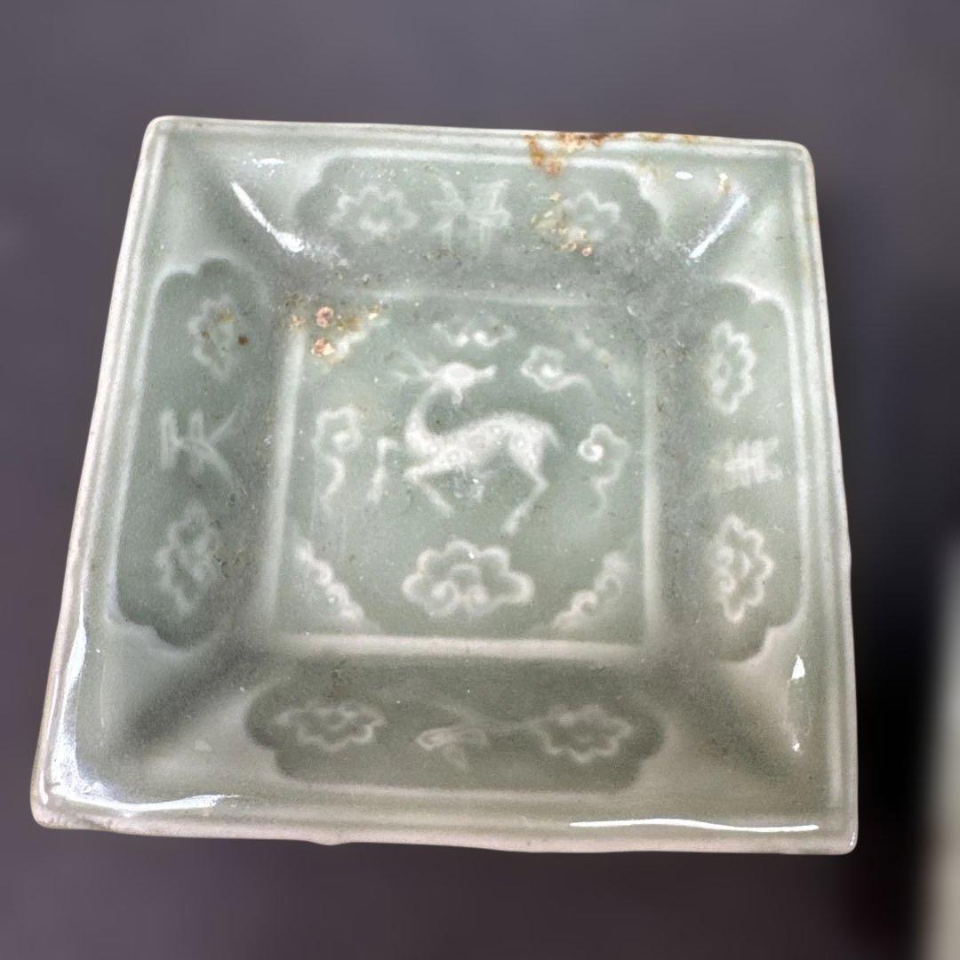 G26 送料無料　三田青磁　鹿の図　角皿　2枚　古美術　和骨董