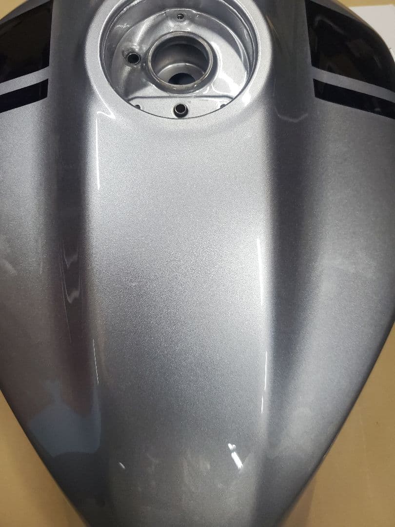 ホンダ CB1100RS用 純正タンク サイドカバー　美品