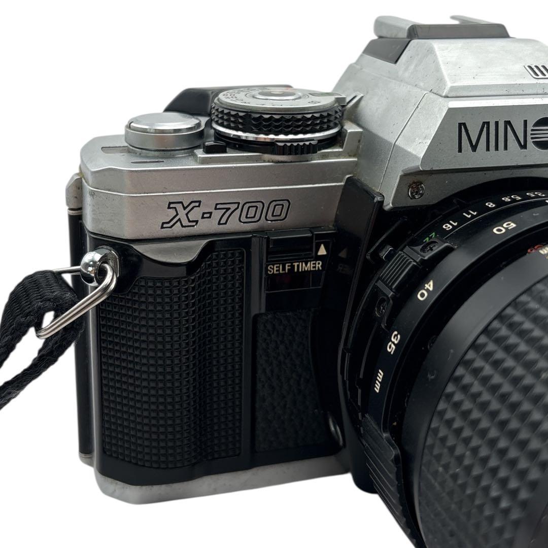 MINOLTA X-700 フィルムカメラ　レンズ付き　全体的に傷や汚れあり