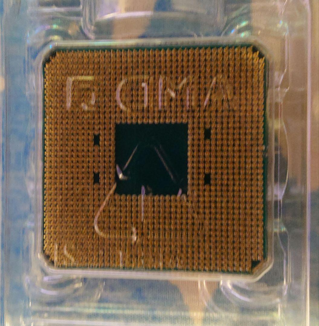 CPU AMD Ryzen7 3700X