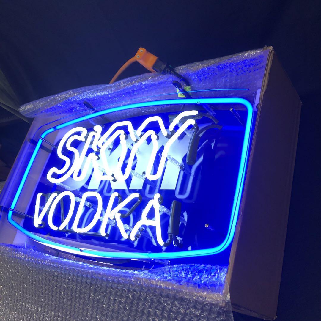 SKYY VODKA スカイウォッカ　ネオン　サイン