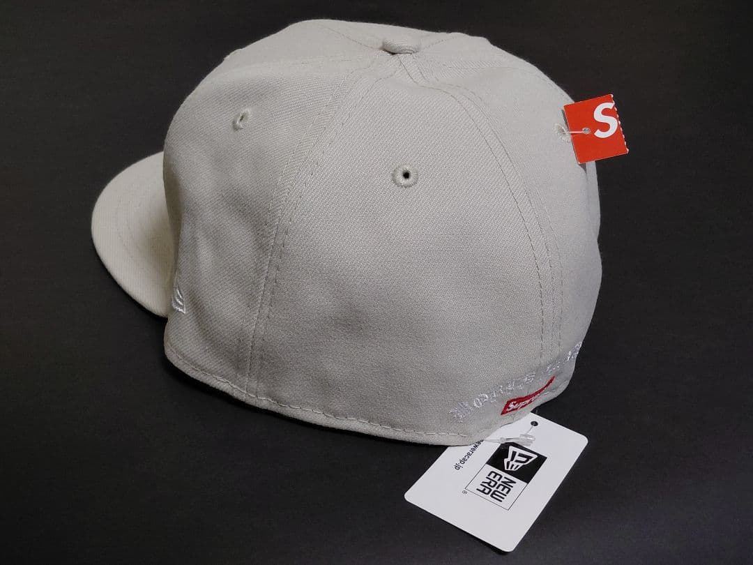 【新品未着用】Supreme　Gold Cross　S Logo　New Era
