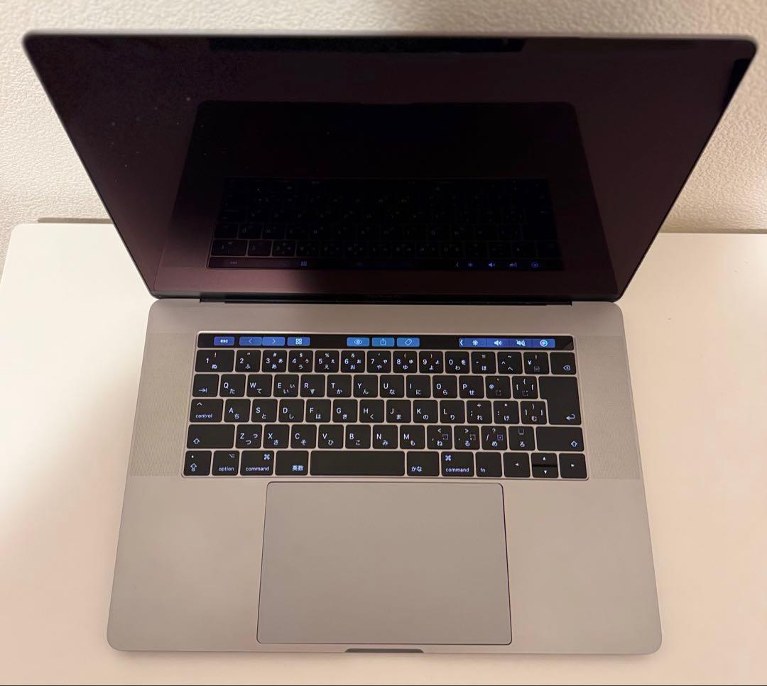 美品 Macbook Pro 2017 15インチ 今年最新mac os