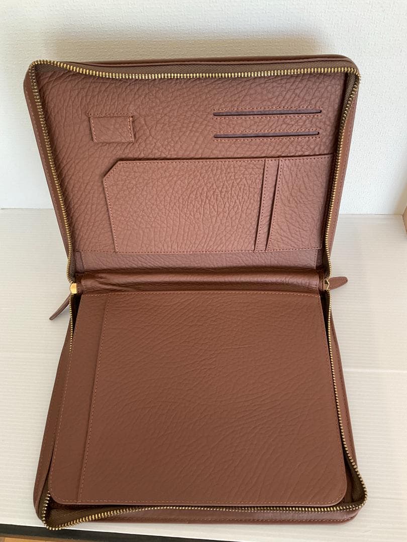 値下げ　JAL トラベルオーガナイザー JGC　タブレットケース レポートパッド