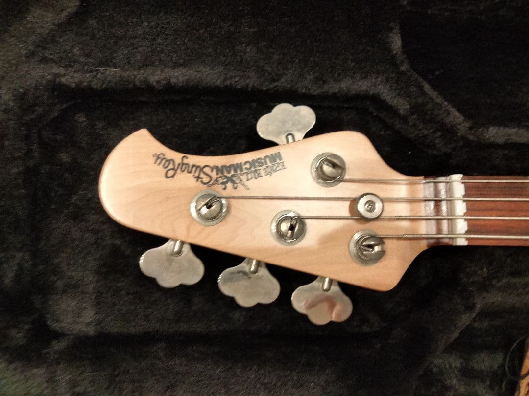 ミュージックマン MUSICMAN スティングレイ　stingray