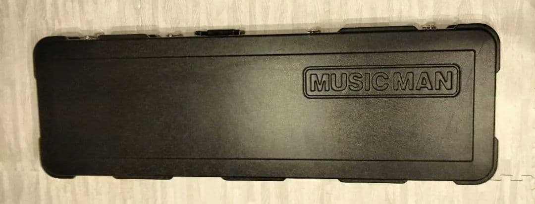 ミュージックマン MUSICMAN スティングレイ　stingray