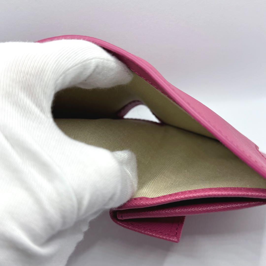 【新品未使用】希少 MARNI マルニ サフィアーノ ウォレット コンパクト財布