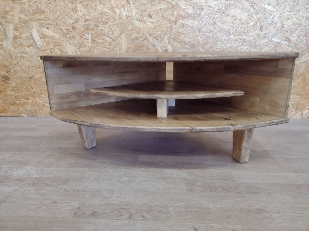 コーナーテレビボード