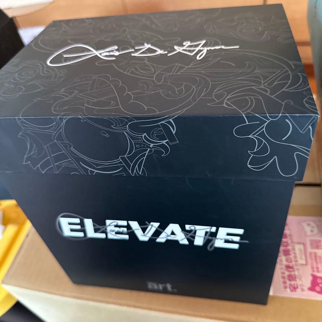 Louis De Guzman Elevate フィギュア直筆サイン入