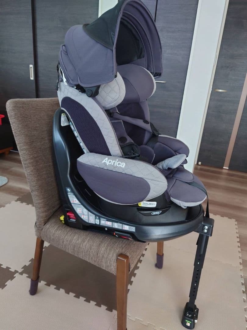 Aprica　フラディアグロウ　ISOFIX　プレミアム