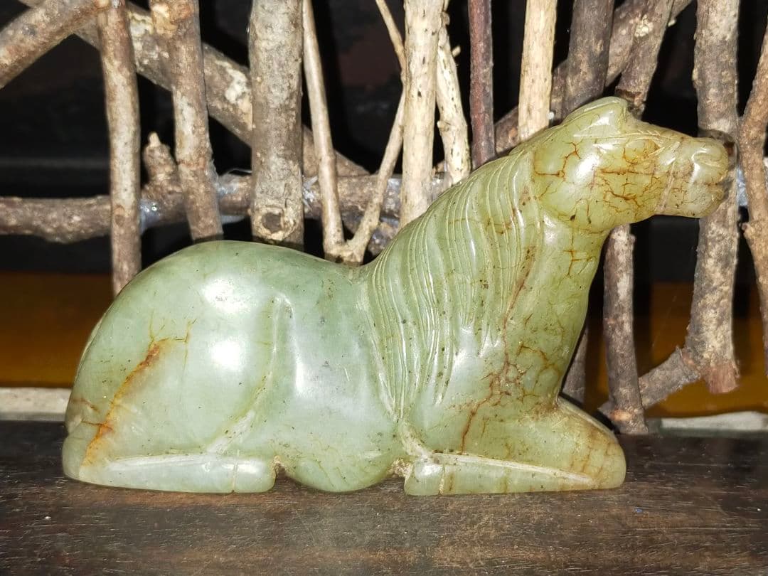 ♥値下げ！♥　中国　玉製　彫刻　馬　石製　置物　骨董　古玩