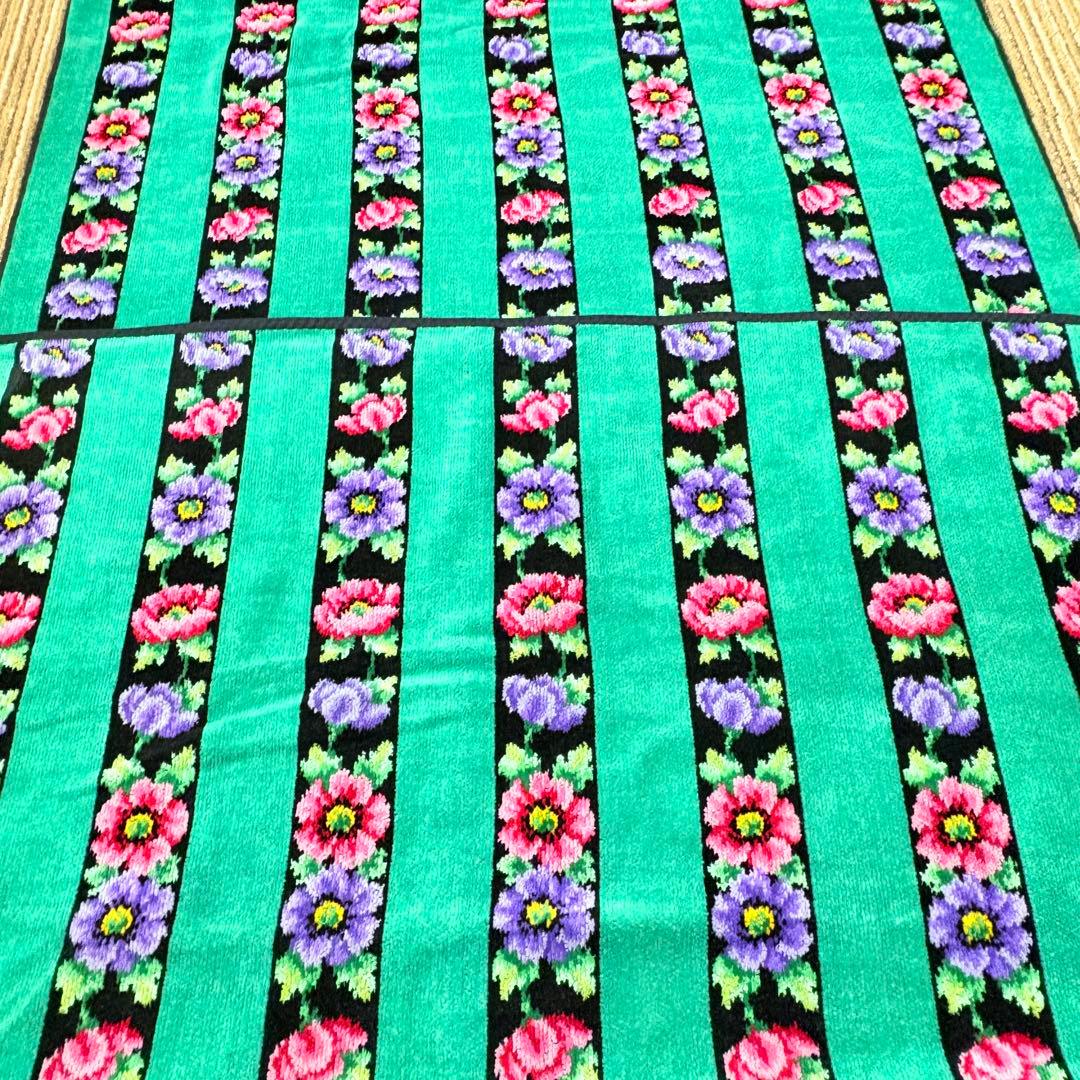 未使用　FEILER フェイラー　花柄 バスタオル　グリーン