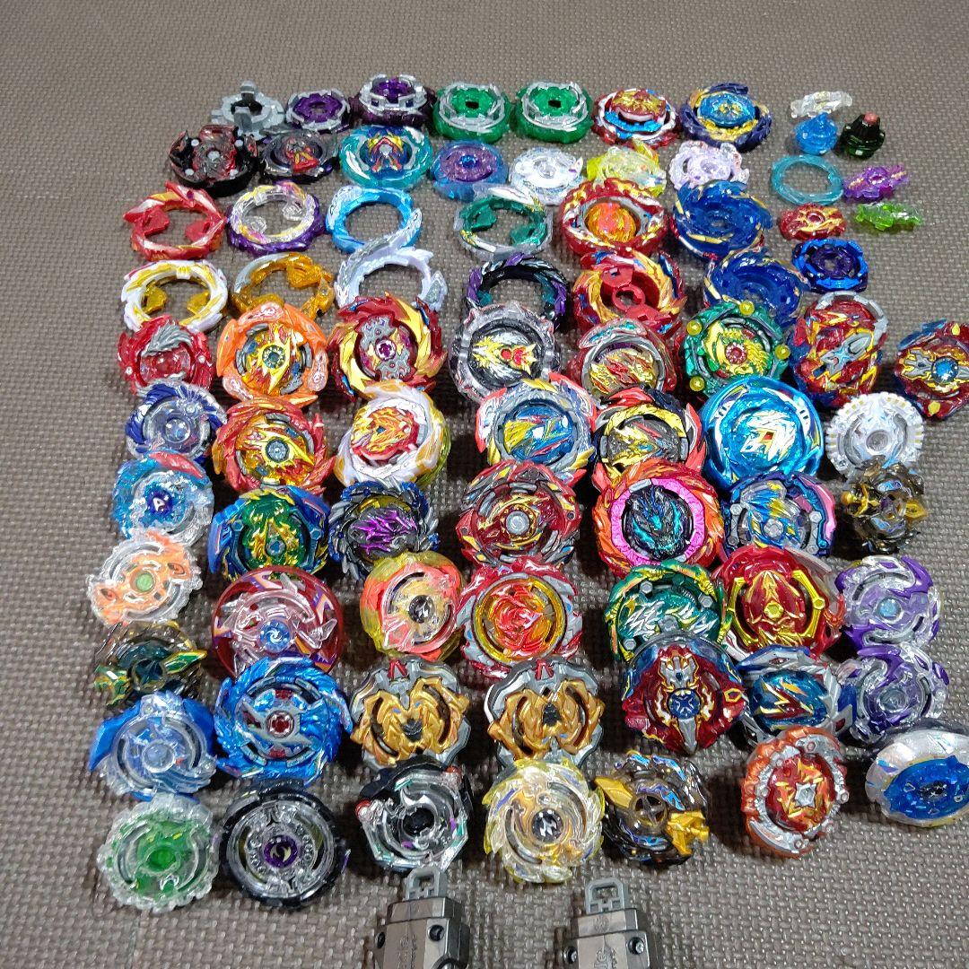 ベイブレードセット 多数とレイヤーランチャー