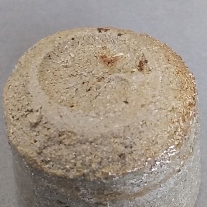 西岡小十　氏作　唐津焼　唐津ぐい呑み　箱なし　(NO.1)