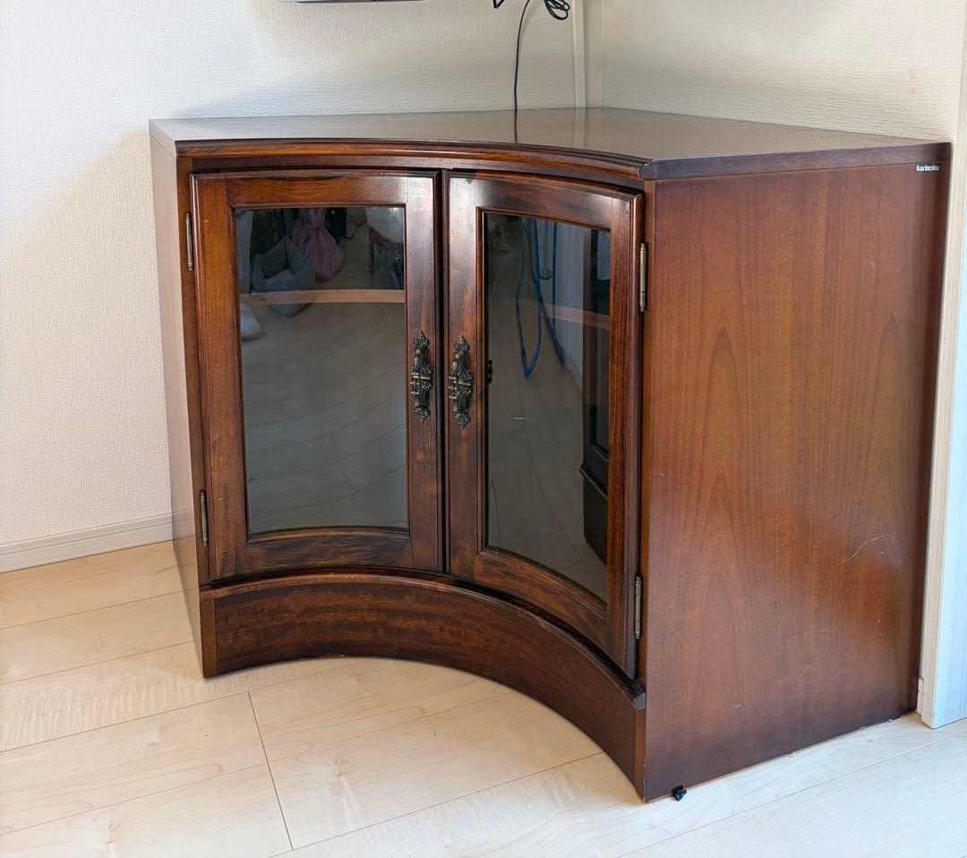 カリモク karimoku コーナーキャビネット ガラス扉 飾り棚 コロニアル