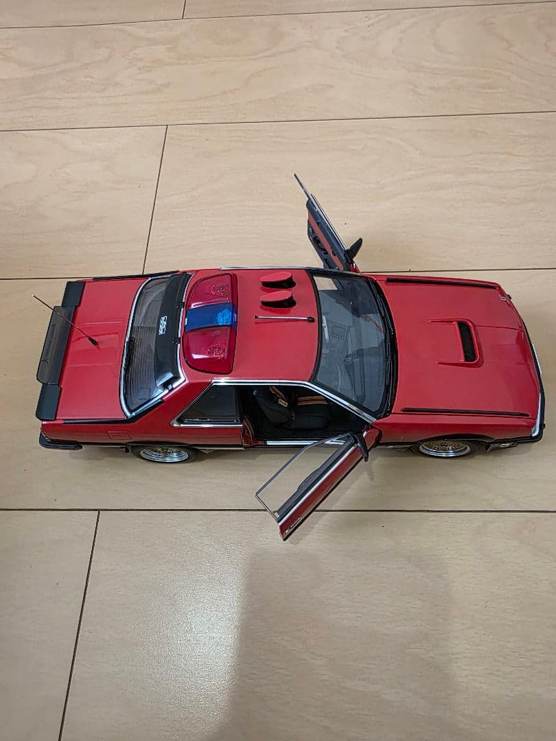1/18 西部警察　スカイラインRS-1 オートアート