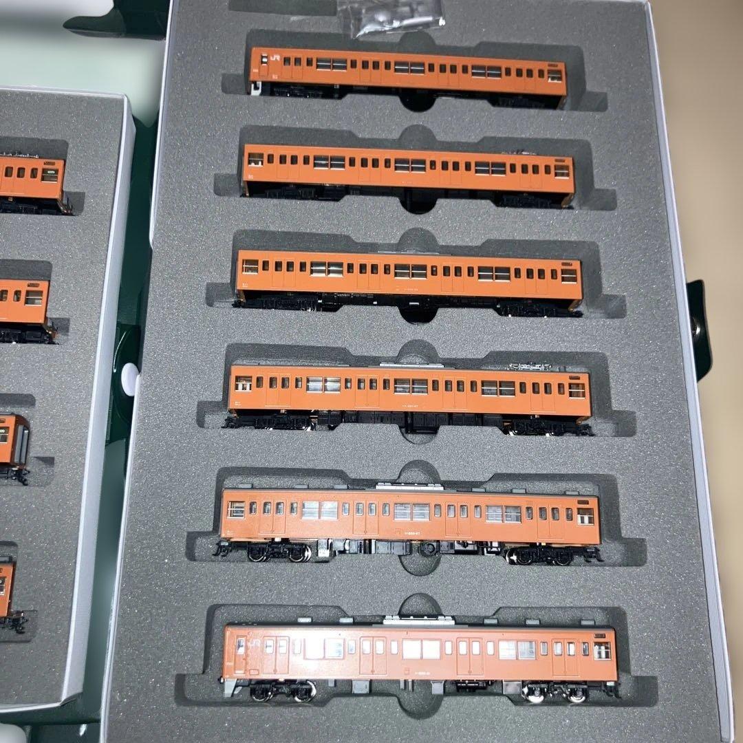 KATO 10-370.374 201系基本、増結セット