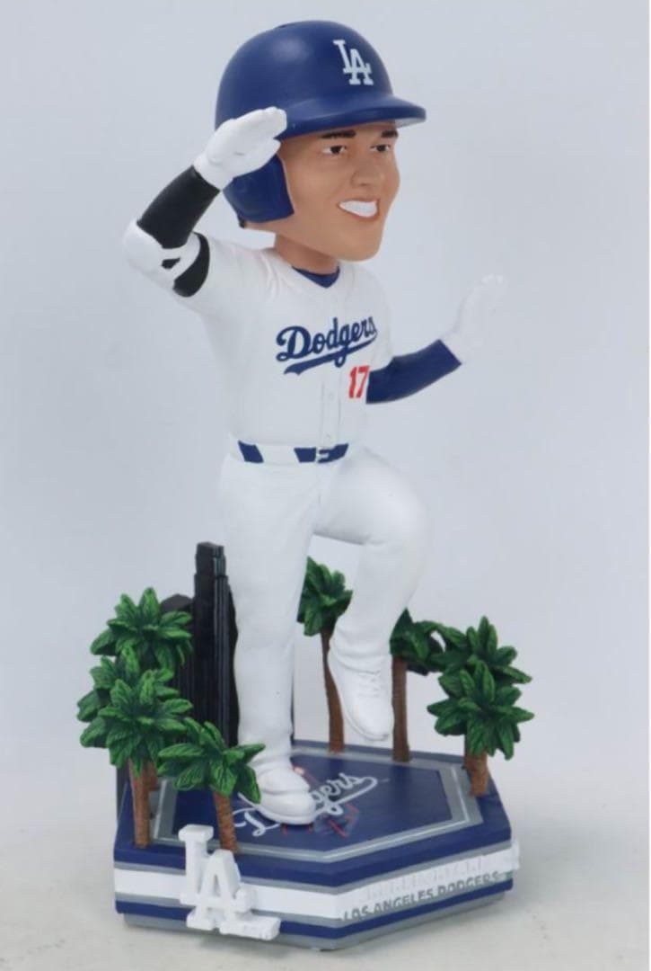 【新品】Shohei Ohtani ボブルヘッドフィギュア LA Dodgers