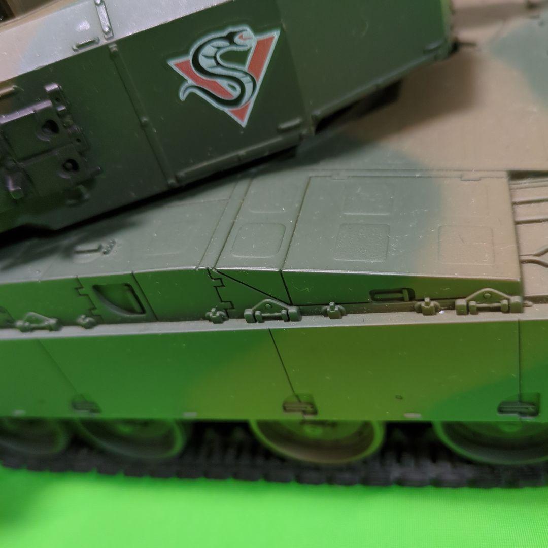 【迫力満点❕迷彩模様】最強大型戦車ラジコン
