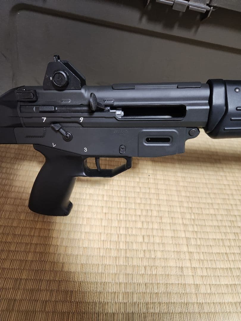 89式小銃(ガスブロ)　固定銃床式　予備マグ1本付き