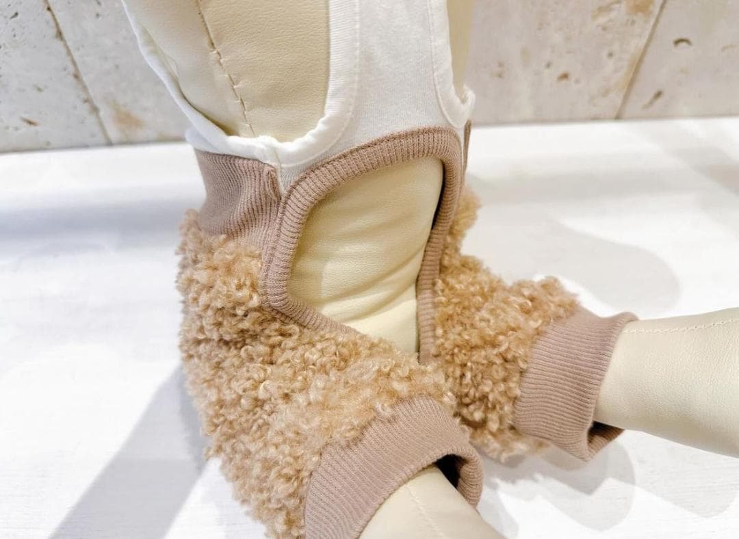 DENIM ROSE ワッペンボアパンツ