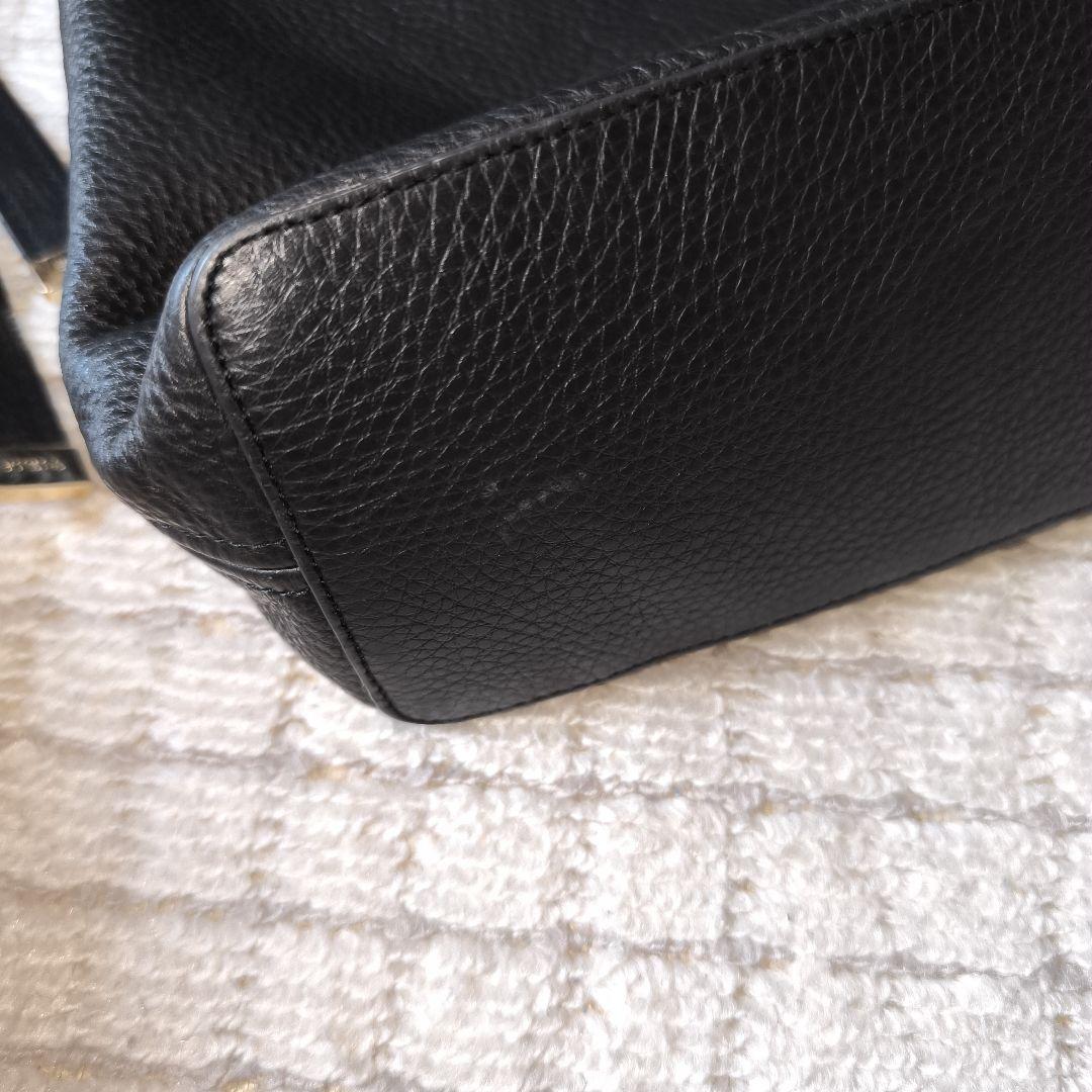 美品！FURLA　フルラ　 黒 レザー ショルダーバッグ