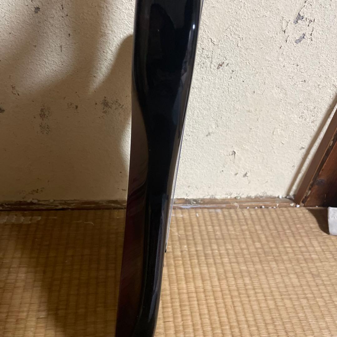 ストラトキャスタータイプ エレキギター ブラック・パープル