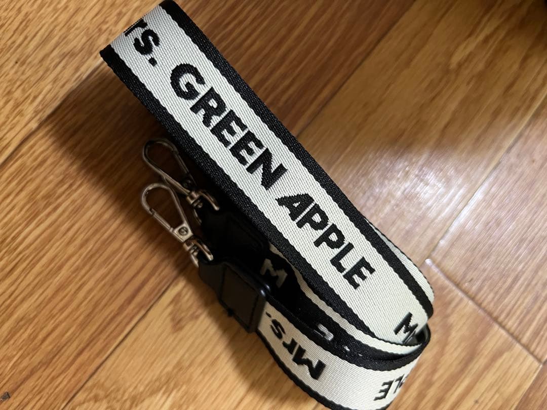 ミセス　Mrs. GREEN APPLE ペンライトケース