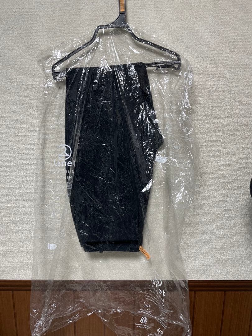 山内 超強撚⼆重織コットン・⽴体切替パンツ 黒2