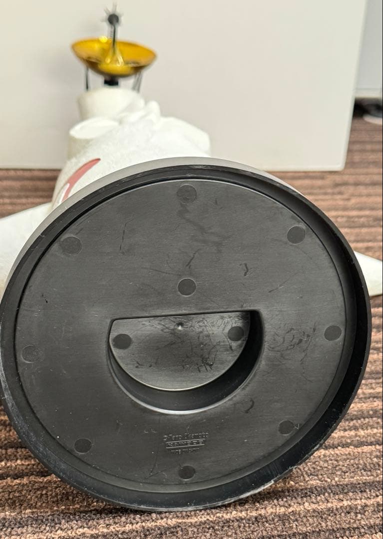 太陽の塔1/144スケール、塗装済完成モデル、岡本太郎、海洋堂フィギュア、箱付き