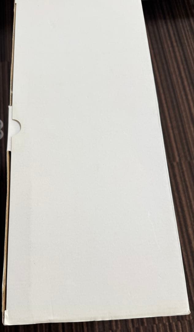 太陽の塔1/144スケール、塗装済完成モデル、岡本太郎、海洋堂フィギュア、箱付き