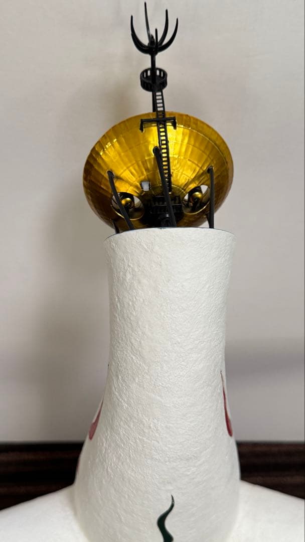 太陽の塔1/144スケール、塗装済完成モデル、岡本太郎、海洋堂フィギュア、箱付き