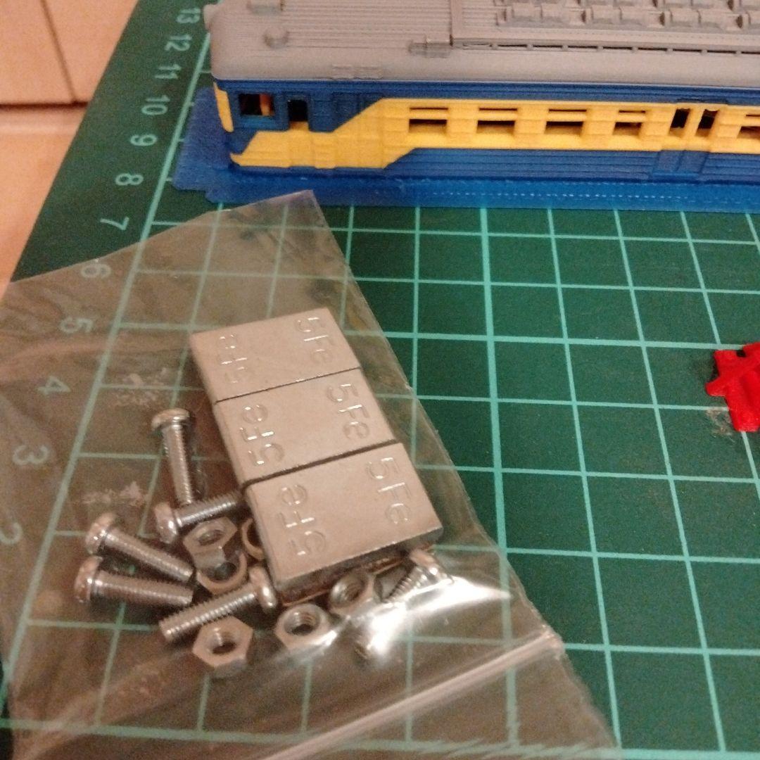 カザフスタン　ER22近郊電車　鉄道模型（Nゲージ）キット　4両セット