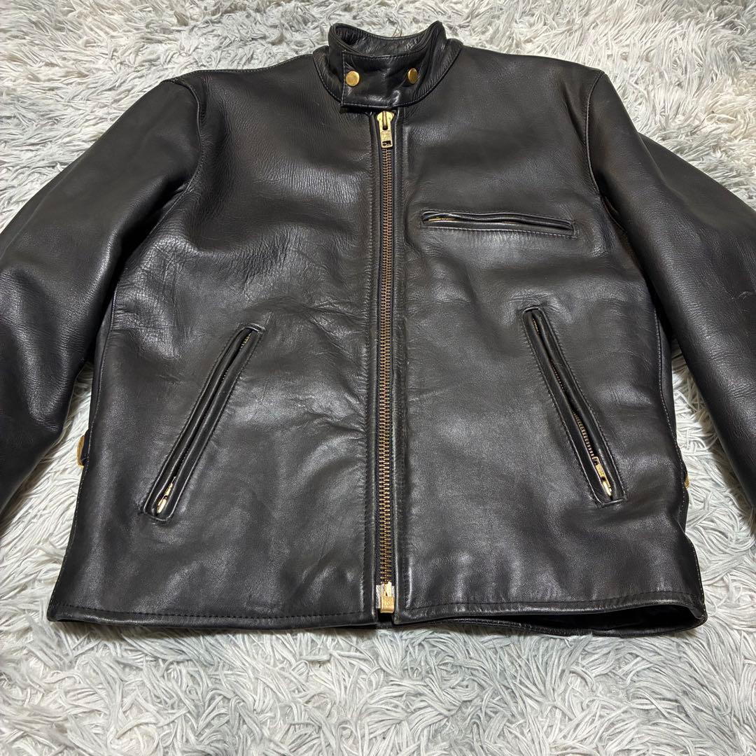 【良品】FIRST genuine leather 本革 黒 金 シングル