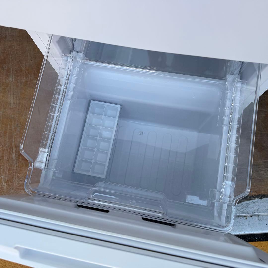 C7332★2023年製美品★シャープ冷蔵庫マットホワイト右.左開き　一人暮らし