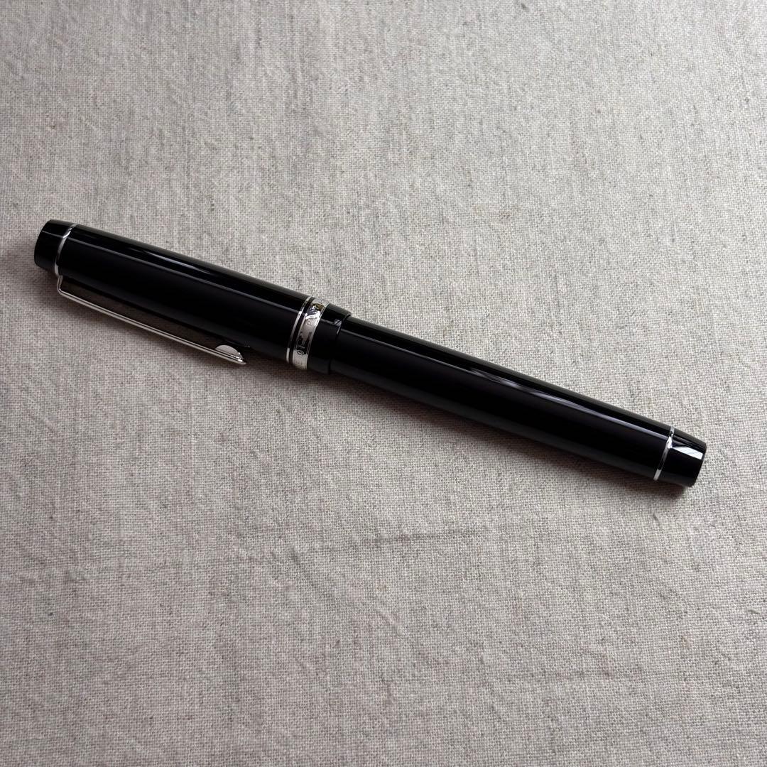 PILOTパイロット　カスタム　ヘリテイジ91　万年筆 ブラック　14K