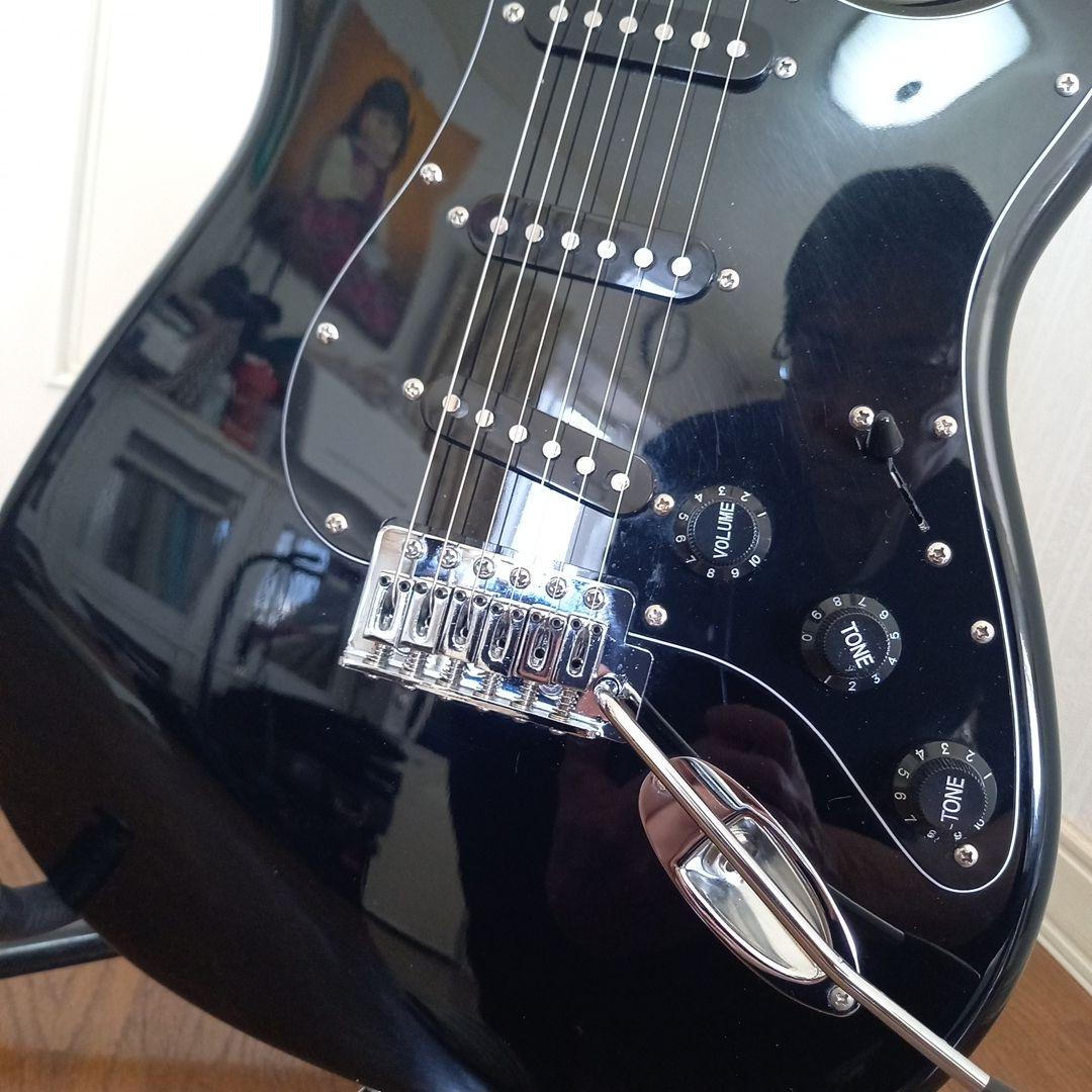 『美品』SQUIER 　BY 　FENDER 　BULLET 　STRAT