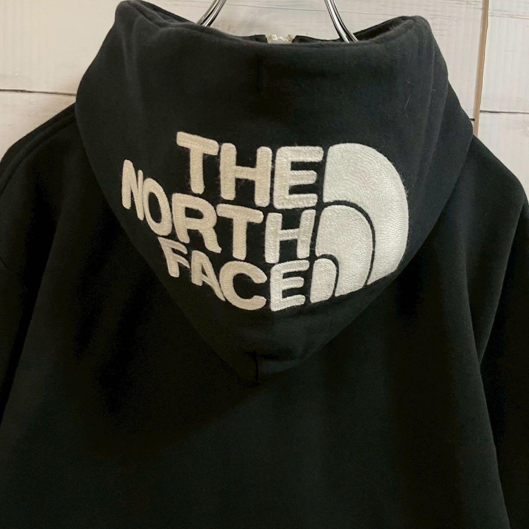 1【即完売モデル】ザノースフェイス☆フード刺繍　リアビュー☆370