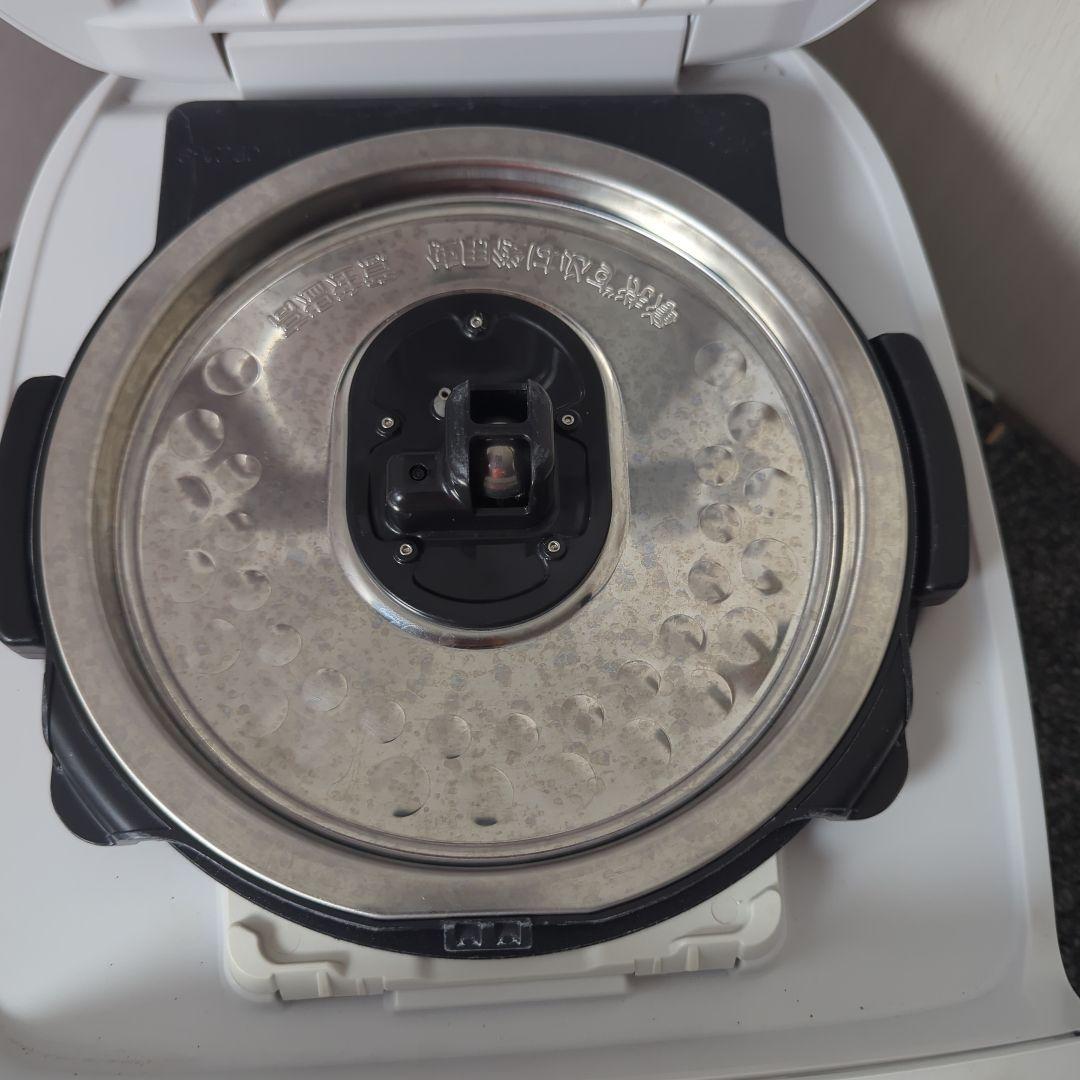 タイガー 圧力IH炊飯器 JPV-A100WM 23年製