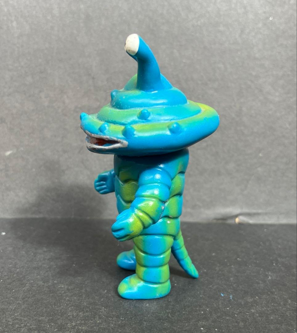 ニッコー　カネゴン　ペンダント　円谷プロ　開封品