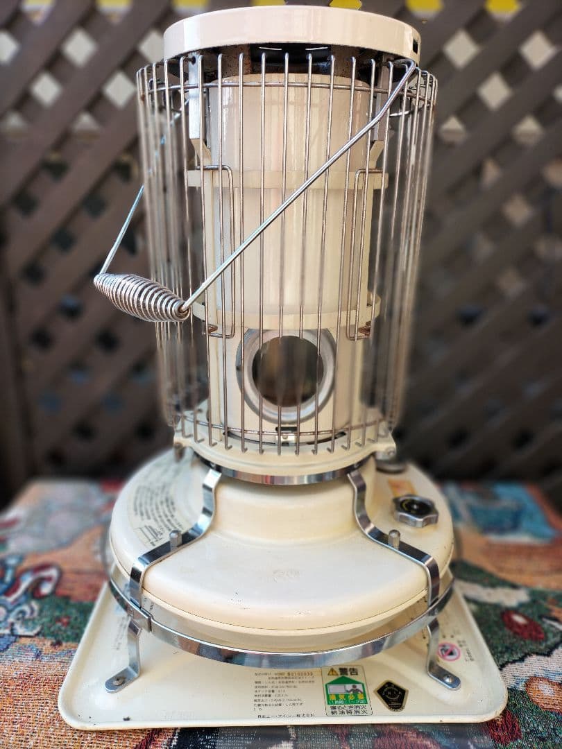 アラジン ストーブ メンテナンス済み。純正品芯交換済。取説付き。ベージュC