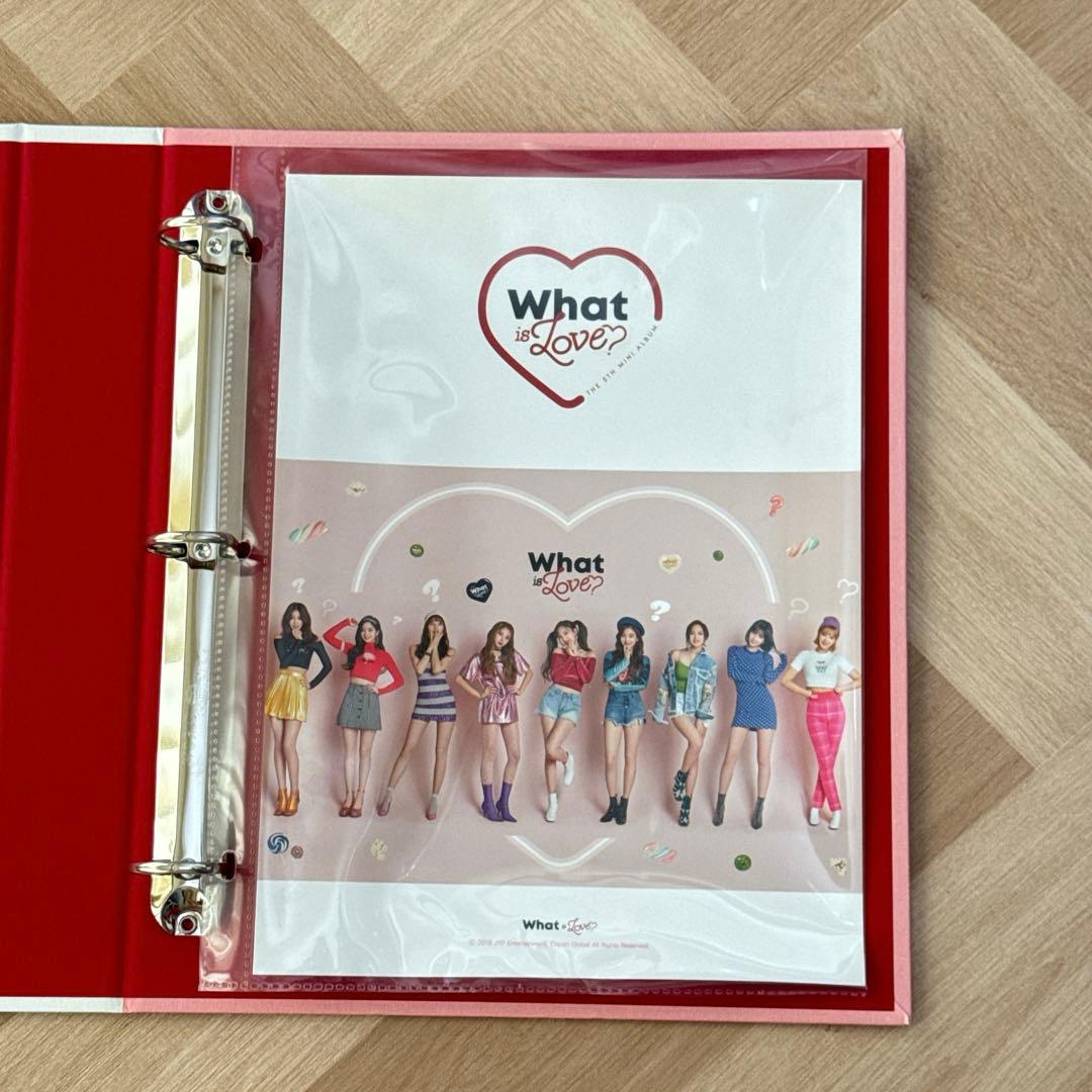 twice イズラブ　what is love バインダー　ホルダー　9ポケット